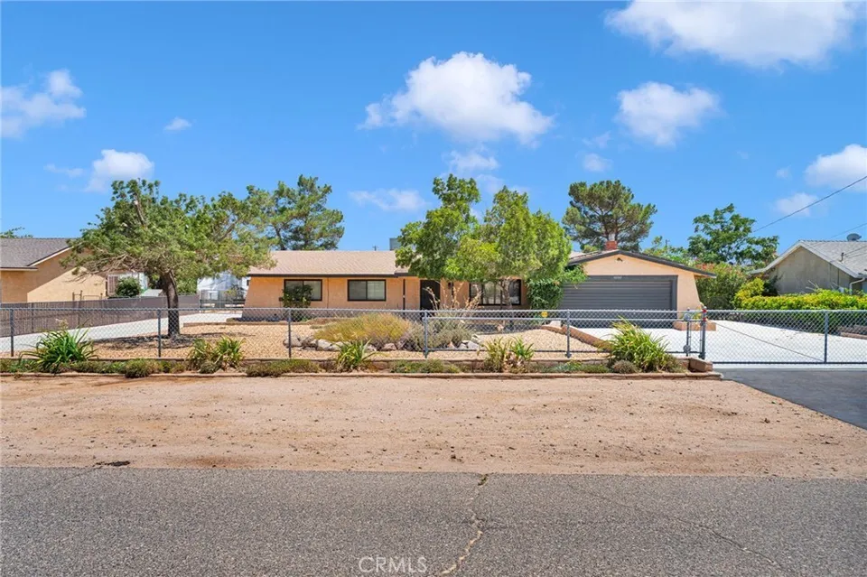 10387 Kern Ave photo 1